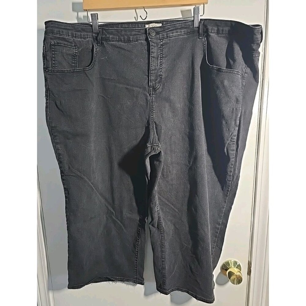 LOGO Black wash boyfriend fit jeans 32W Short? Petite? Plus SOFT!!